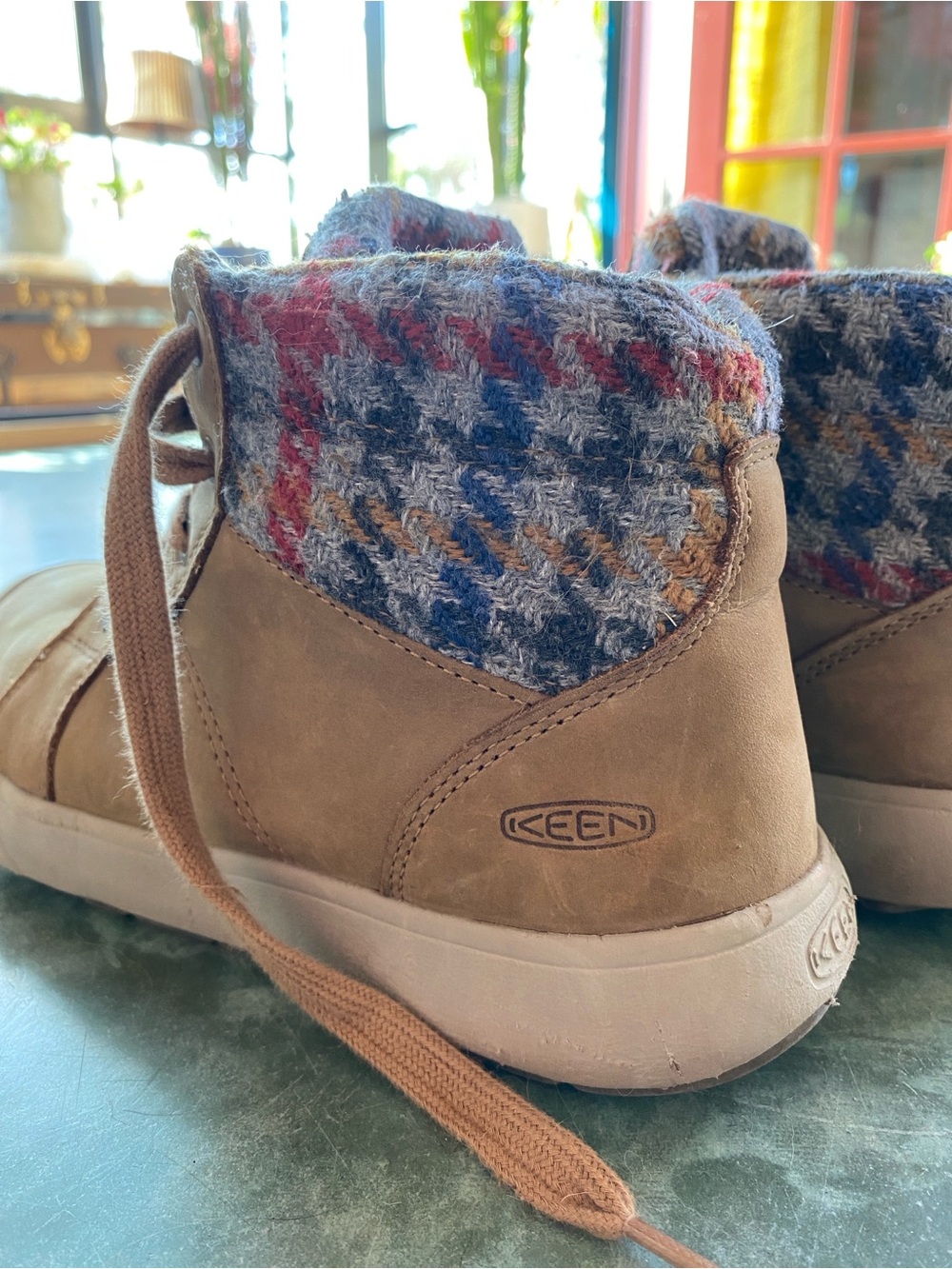 Keen Women's Tan Nubuck Leather Lace-Up High Top Boots with Patterned Cuff - Picture 8 of 12